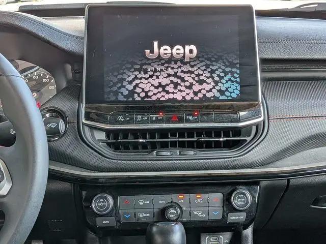 2025 Jeep Compass Trailhawk 4x4