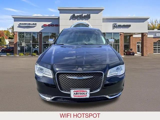 2017 Chrysler 300 AWD