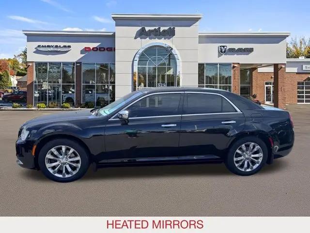 2017 Chrysler 300 AWD