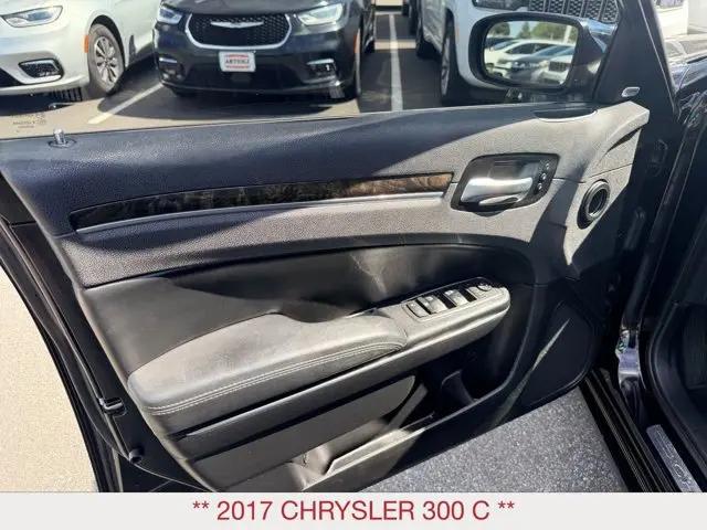 2017 Chrysler 300 AWD
