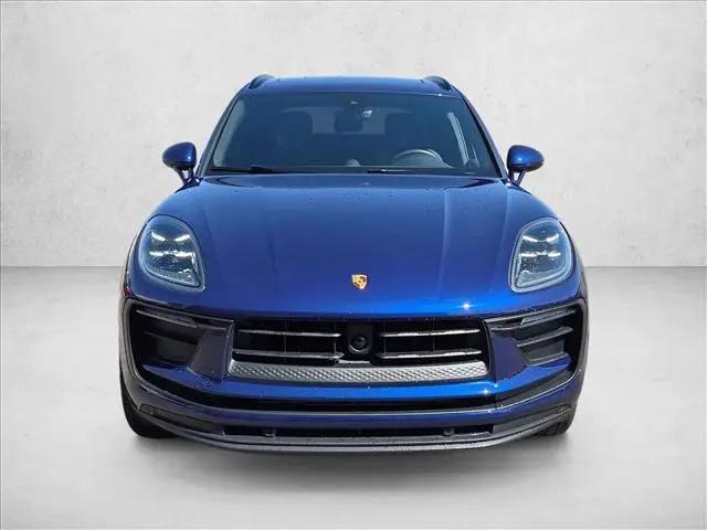 2025 Porsche Macan Macan