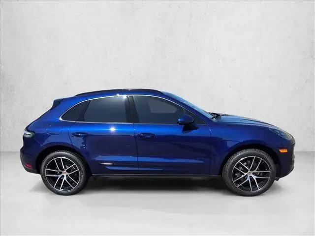 2025 Porsche Macan Macan