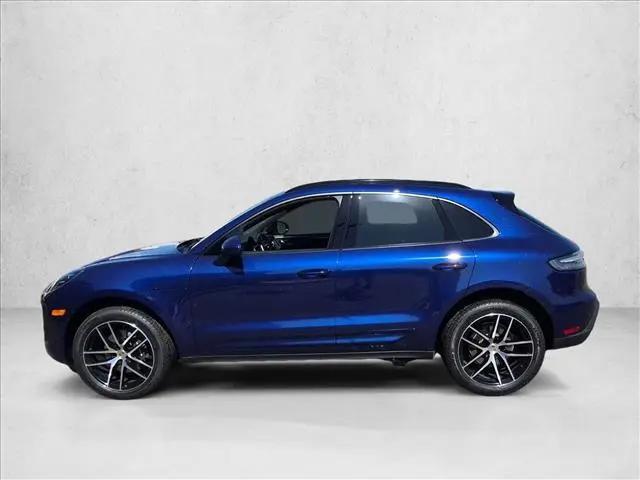 2025 Porsche Macan Macan