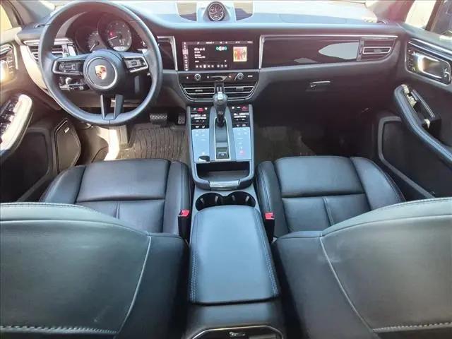 2025 Porsche Macan Macan