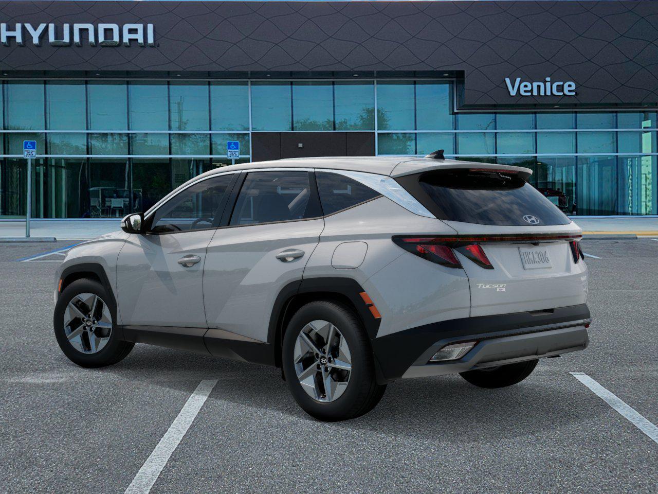 2026 Hyundai TUCSON HYBRID SEL FWD - Image 5