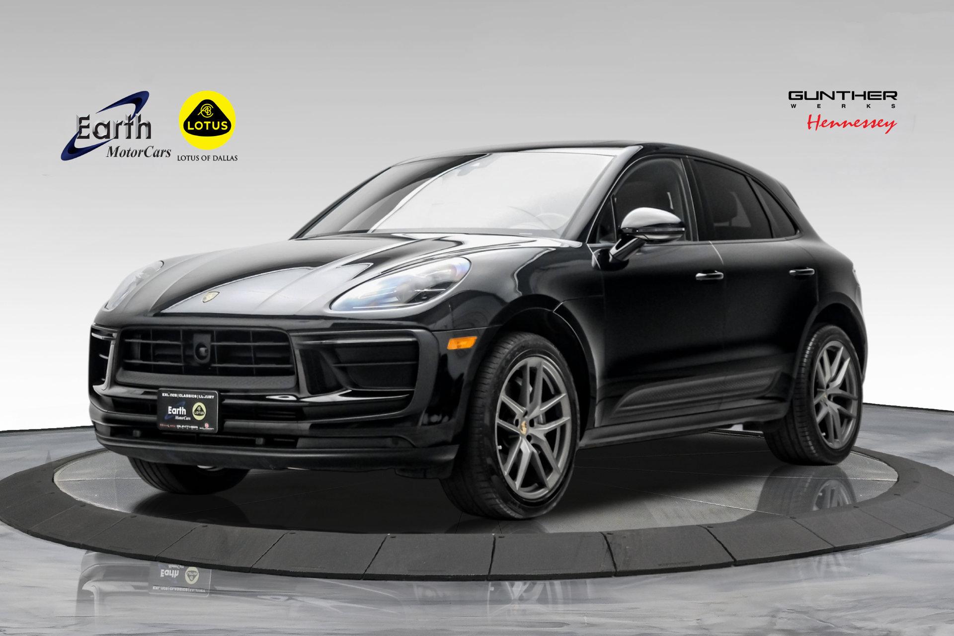 /2023 Porsche Macan