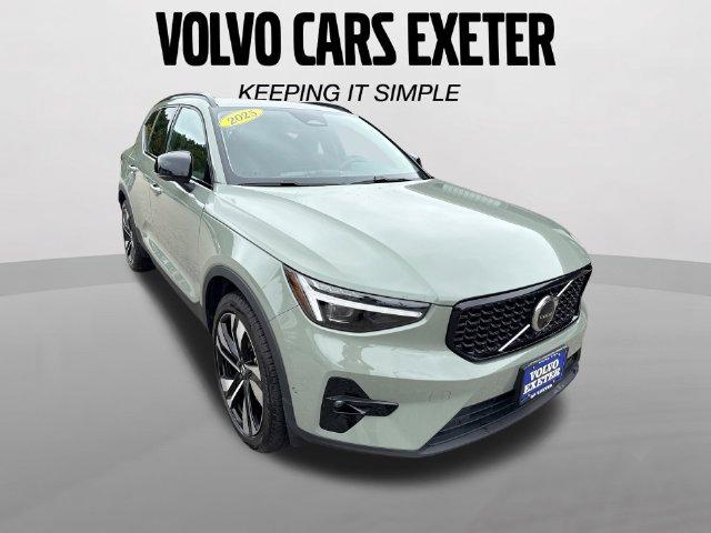 2025 Volvo XC40 B5 Ultra Dark Theme for sale in Exeter, NH