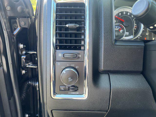 2019 Ram 1500 Classic Laramie Crew Cab 4x2 57 Box