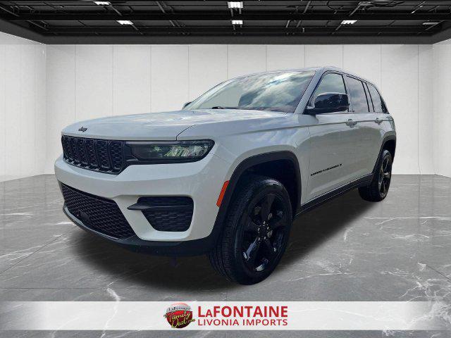 2022 Jeep Grand Cherokee Altitude