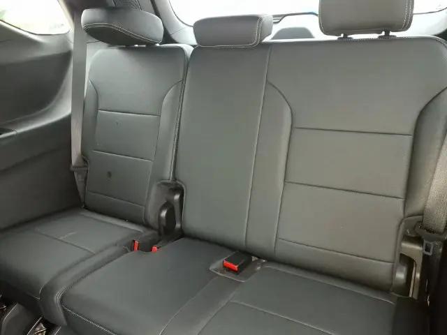 2025 Chevrolet Traverse FWD LT