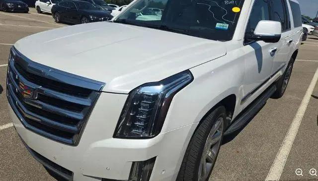 2020 Cadillac Escalade ESV 4WD Luxury for sale in Auburn, IN