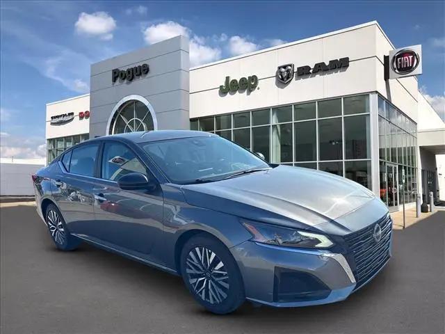 2025 Nissan Altima SV FWD for sale in Powderly, KY