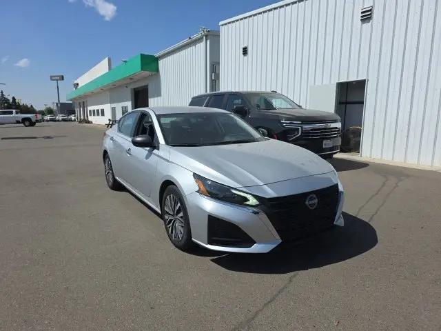 2025 Nissan Altima SV FWD for sale in Selma, CA