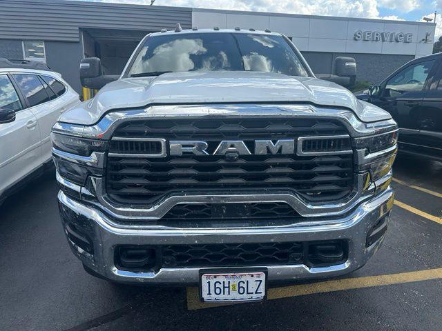 2025 Ram 2500 Tradesman Crew Cab 4x4 64 Box