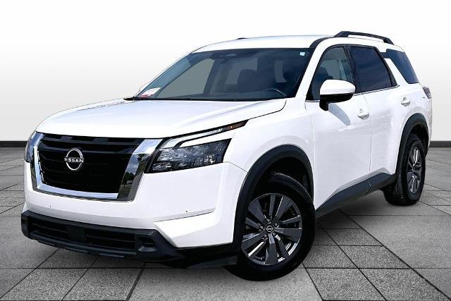 2025 Nissan Pathfinder SV 4WD for sale in Hutchinson, KS