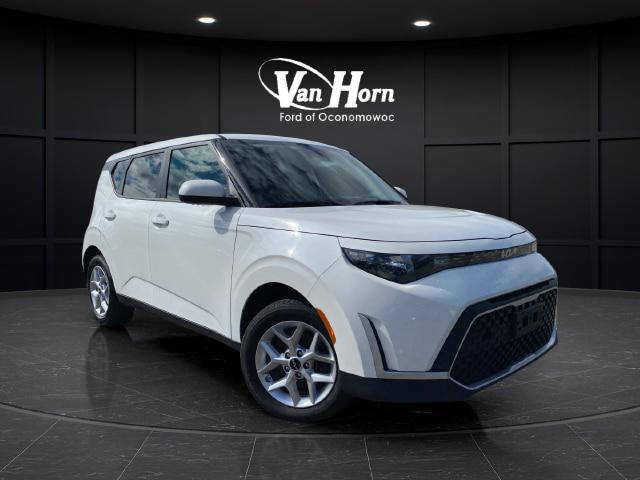 2024 Kia Soul LX for sale in Oconomowoc, WI