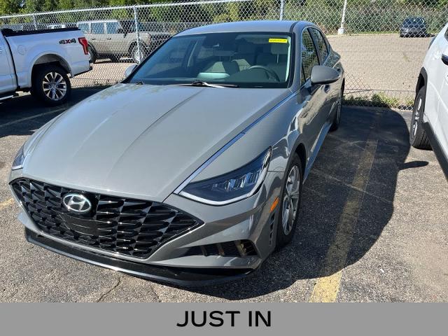 2023 Hyundai Sonata SEL for sale in Sterling Heights, MI