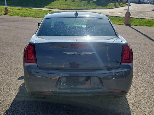 2018 Chrysler 300 300S