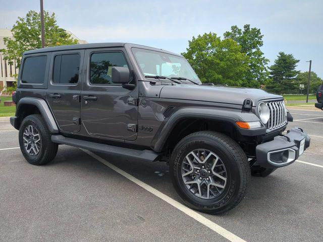 2025 Jeep Wrangler 4-Door Sahara 4x4