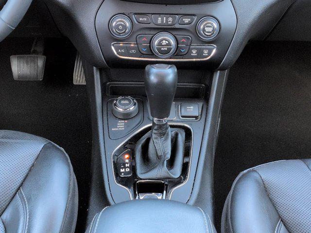 2023 Jeep Cherokee Altitude Lux 4x4