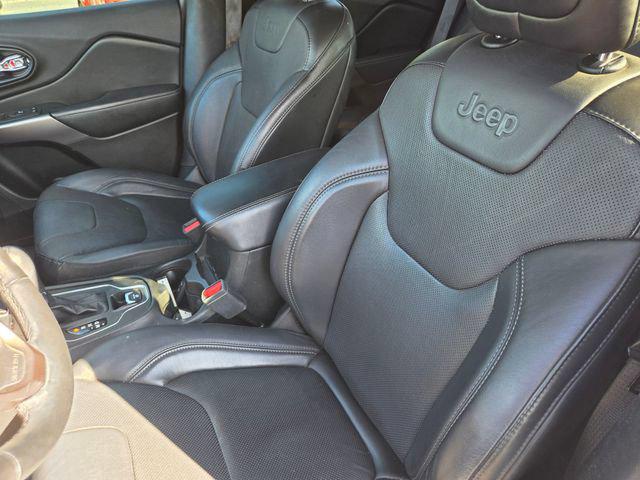 2021 Jeep Cherokee Latitude Lux 4x4 2021 Jeep Cherokee Latitude Lux 4x4