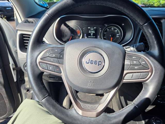 2021 Jeep Cherokee Latitude Lux 4x4 2021 Jeep Cherokee Latitude Lux 4x4