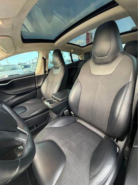 2016 Tesla Model S 70