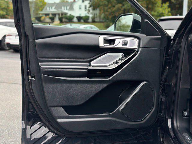 2021 Ford Explorer Platinum