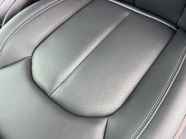 2027 Chrysler Pacifica Select AWD