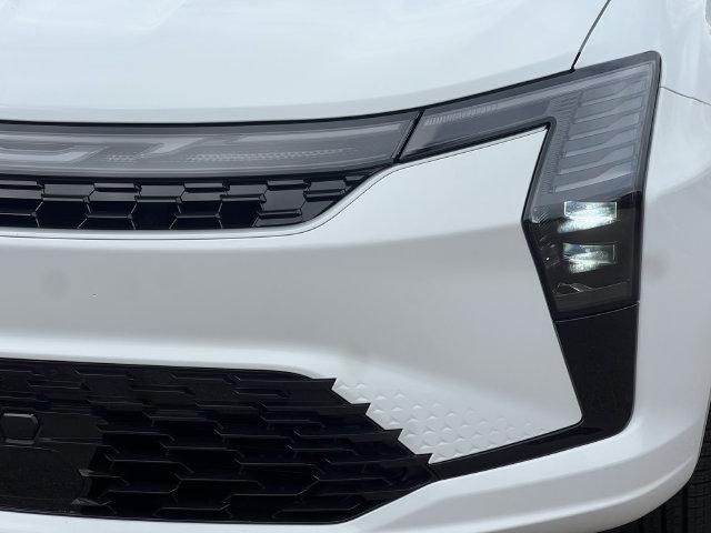 2027 Chrysler Pacifica Select AWD