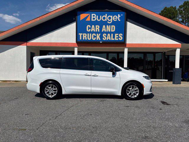 2024 Chrysler Pacifica Touring L for sale in Columbus, GA