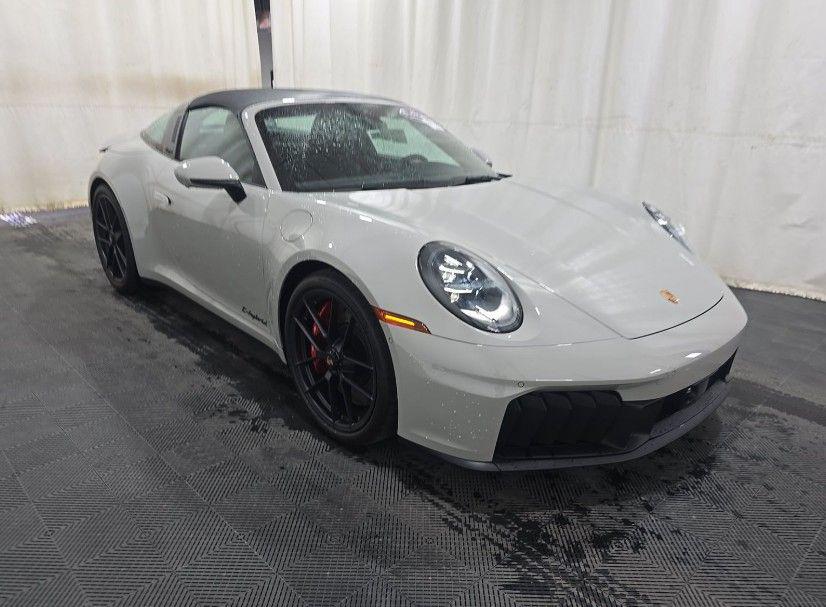 /2025 Porsche 911