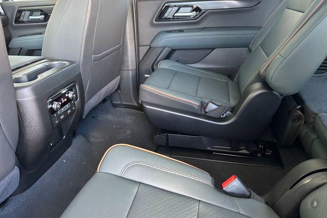 2026 GMC Yukon 4WD AT4