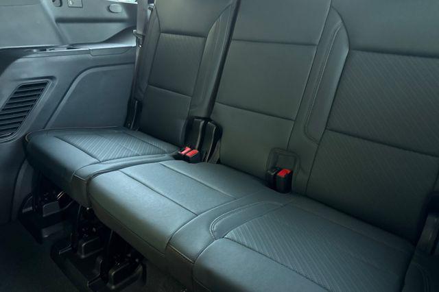 2026 GMC Yukon 4WD AT4