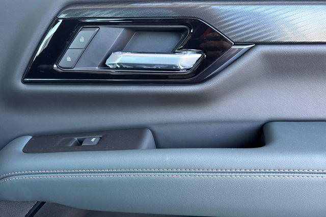 2026 GMC Yukon 4WD AT4