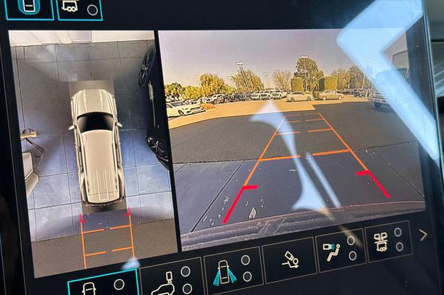 2026 GMC Yukon 4WD AT4