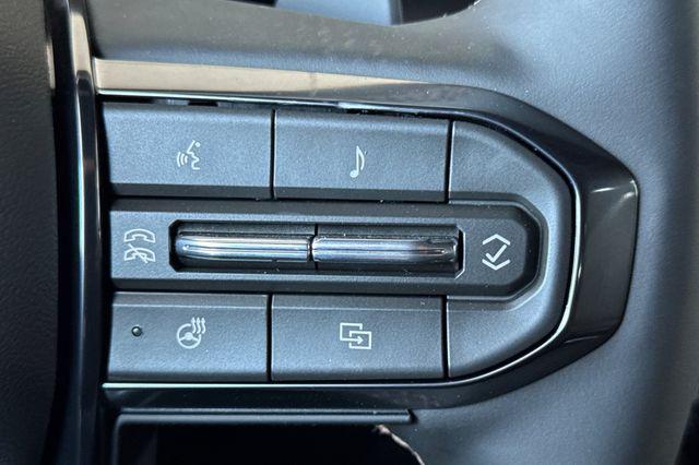 2026 GMC Yukon 4WD AT4