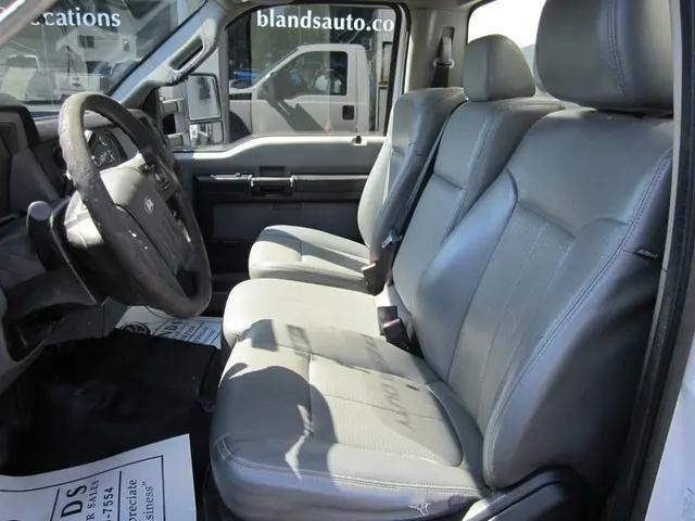 2014 Ford F-550 XL