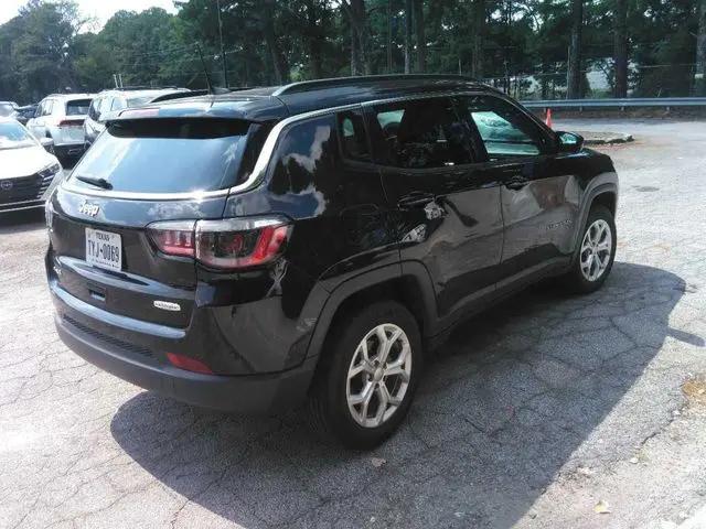 2024 Jeep Compass Latitude 4x4
