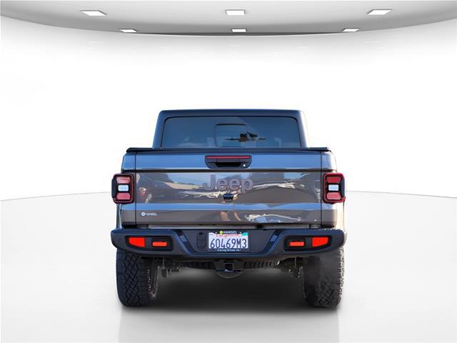 2022 Jeep Gladiator Sport