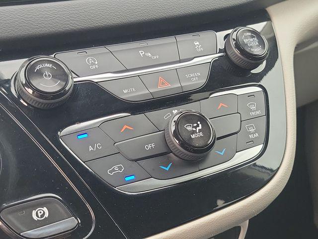 2019 Chrysler Pacifica LX