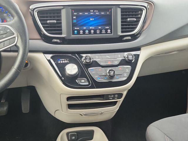 2019 Chrysler Pacifica LX