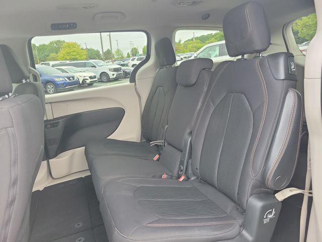 2019 Chrysler Pacifica LX
