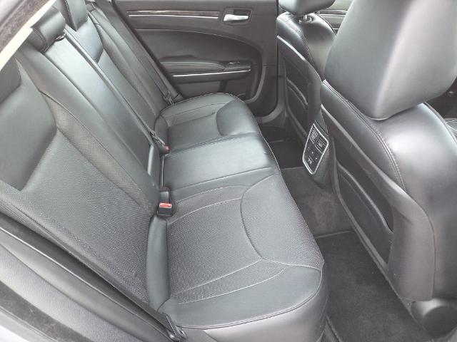2015 Chrysler 300 Base