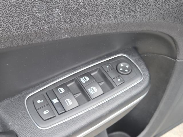 2015 Chrysler 300 Base