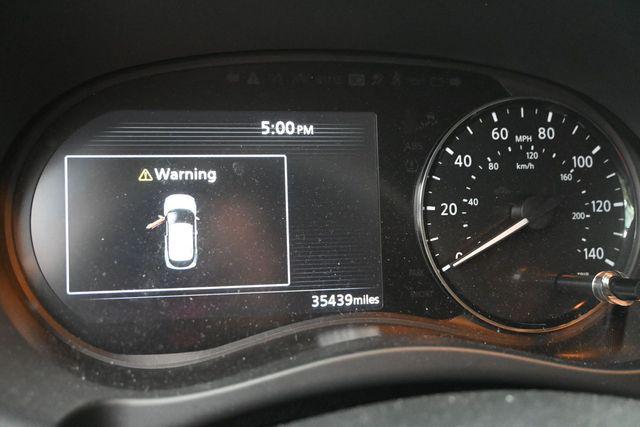 2023 Nissan Kicks SR Xtronic CVT