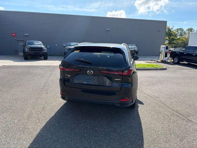 2025 Mazda X-90 Select Package