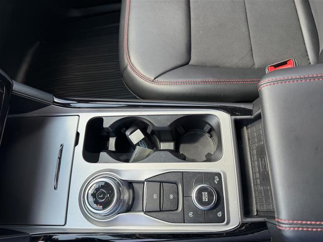 2024 Ford Explorer ST-Line