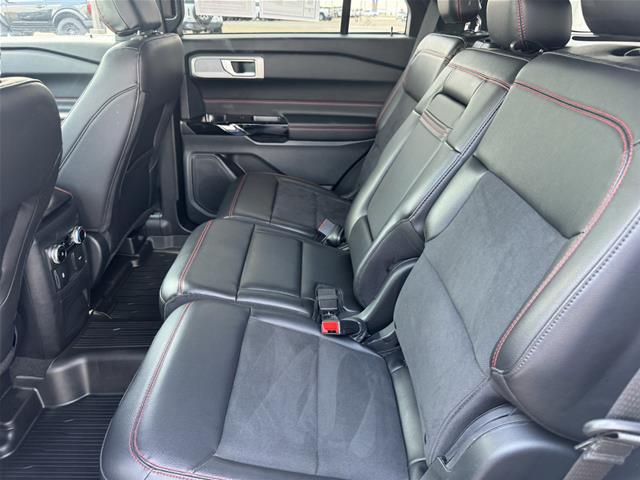 2024 Ford Explorer ST-Line