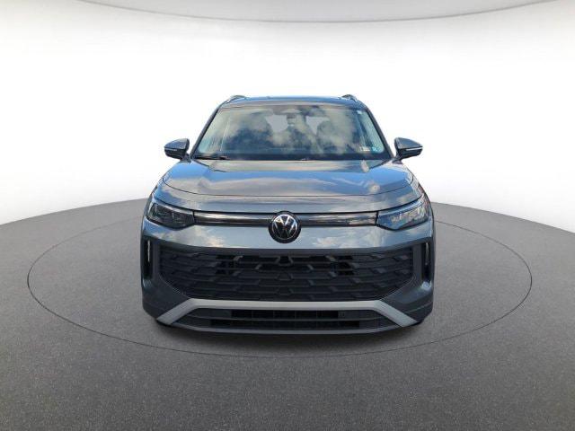 2025 Volkswagen Tiguan 2.0T SE 2025 Volkswagen Tiguan 2.0T SE